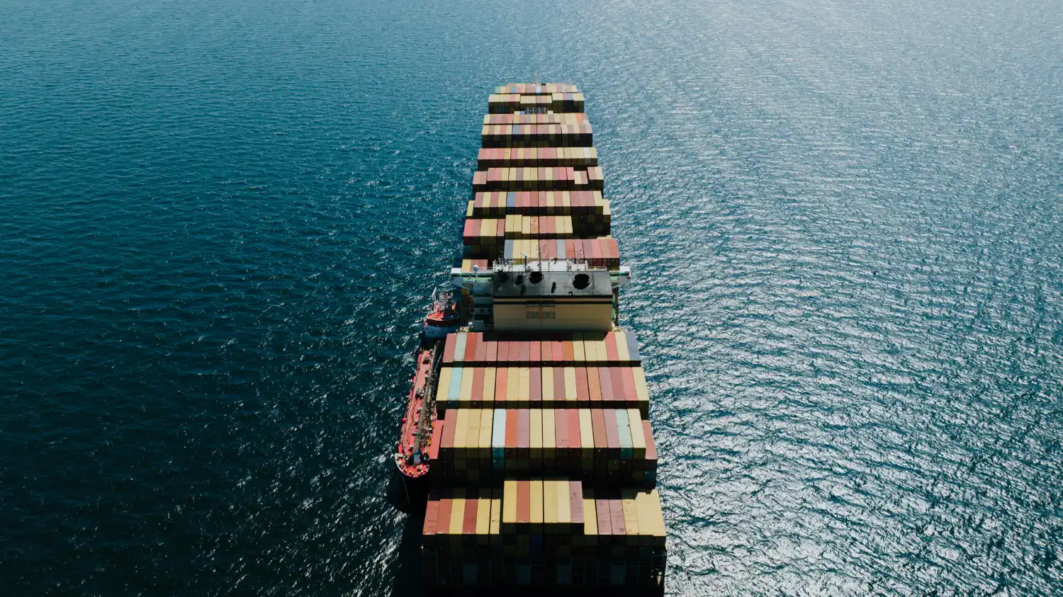 buque surcando el mar - documentación en la importación de café